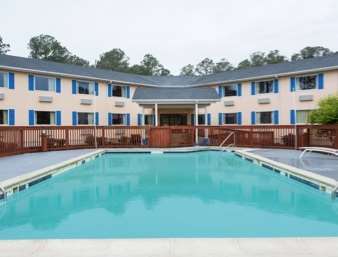 Hotel Days By Wyndham Island