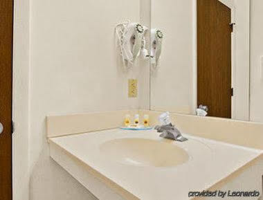 Days By Wyndham Island 3*